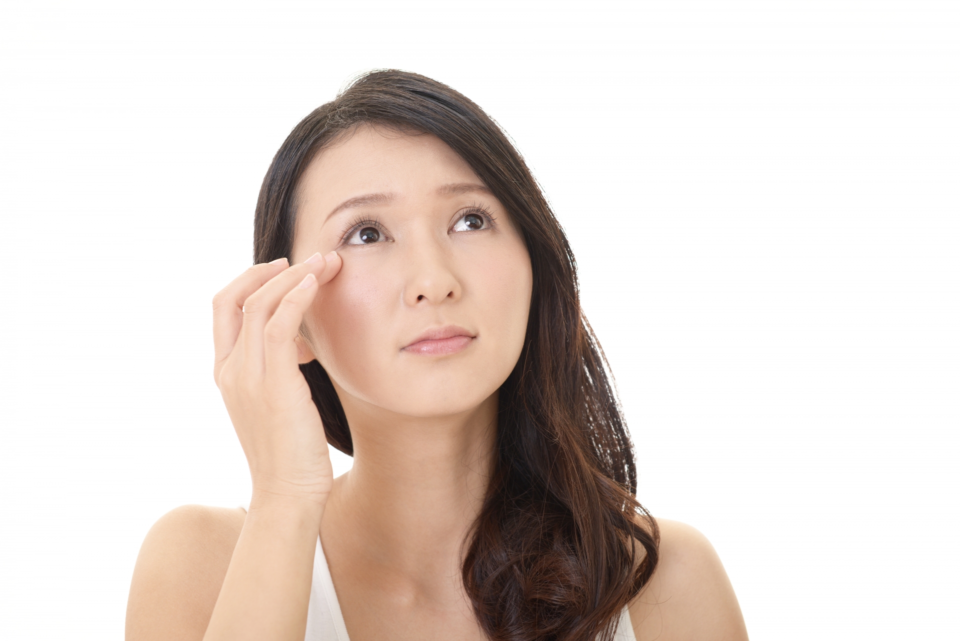 ヒアルロン注射を検討する女性