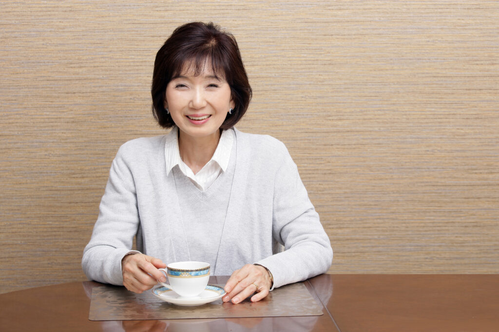 50代からぱっちり二重になった女性